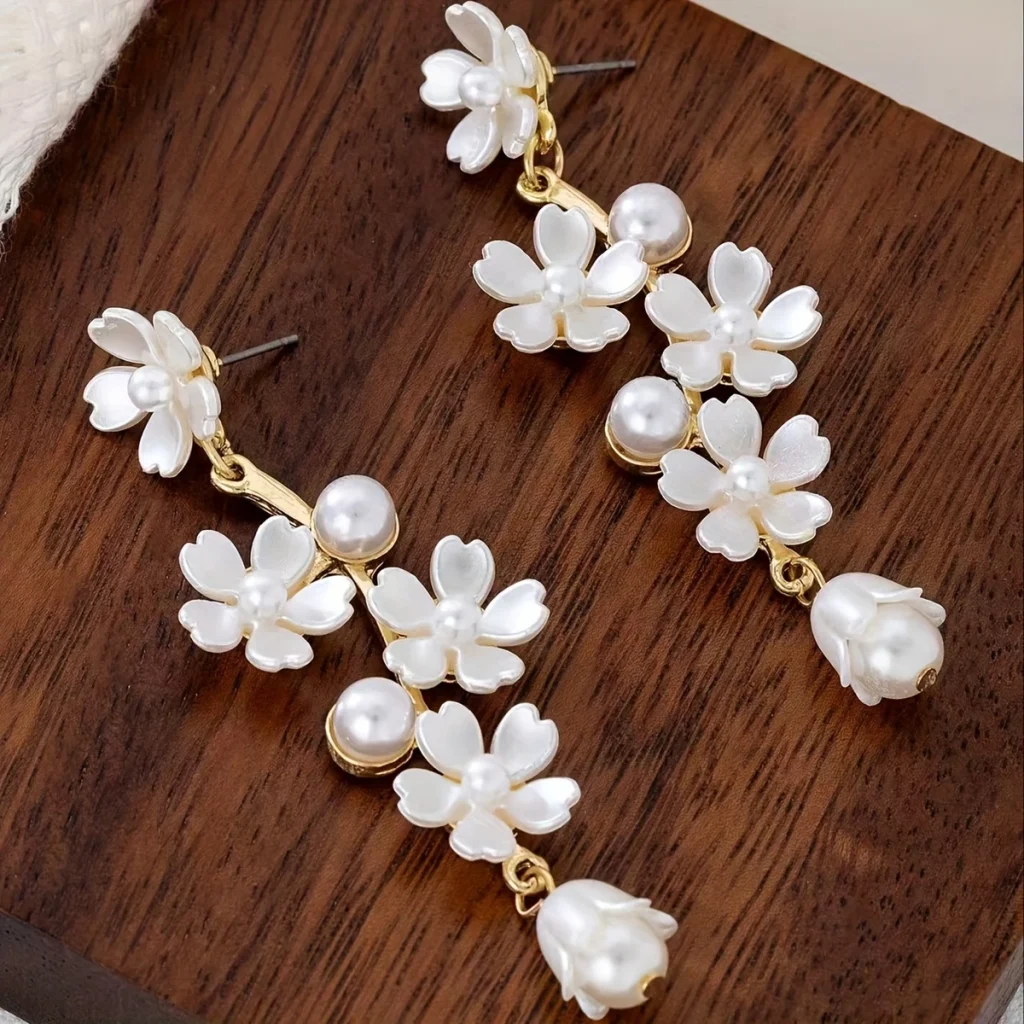 Multicolor Resin Flower Faux Pearl Drop Earrings detail view