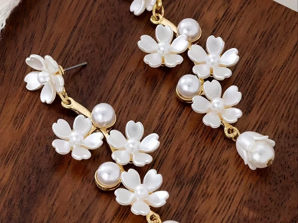 Multicolor Resin Flower Faux Pearl Drop Earrings product structure detail