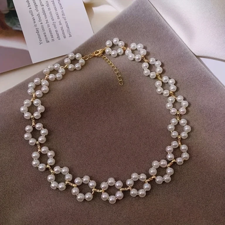 Pearl daisy choker necklace flat-lay full product view