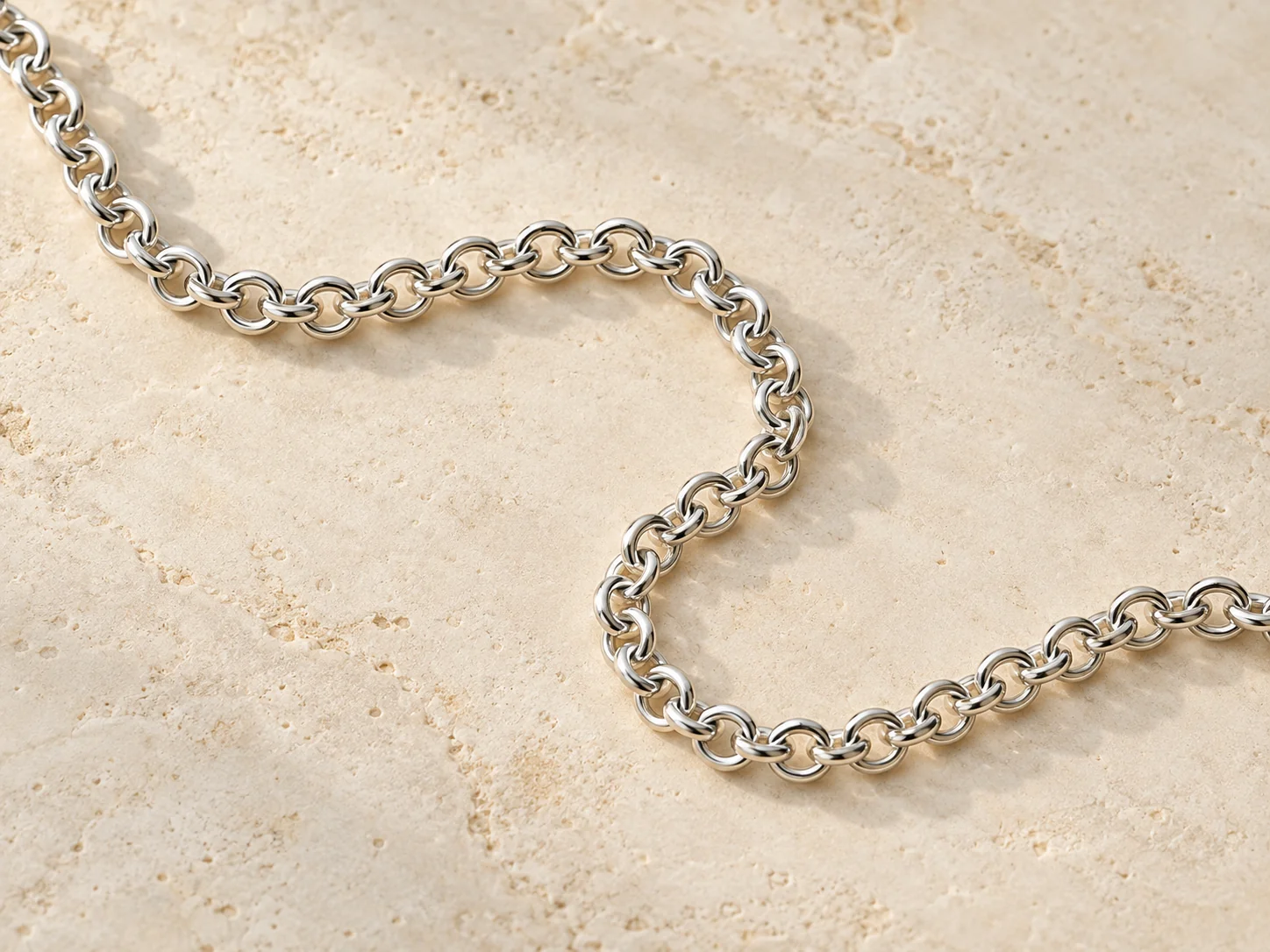 Silver-tone rolo chain with rounded interlocking links